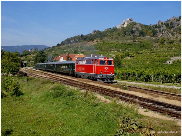 Wachau_Eisenbahnzug