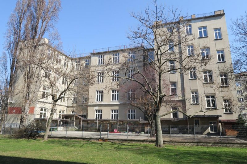 Volkschule Leystraße 34, Hintertrakt, 1200 Wien