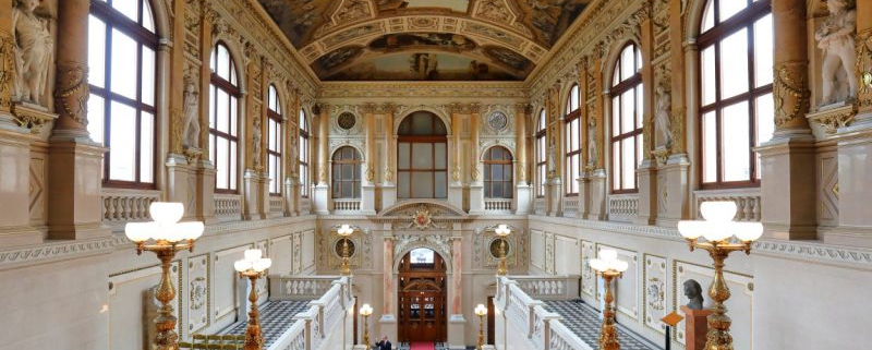 Wiener Burgtheater, Blick in die linke Feststiege